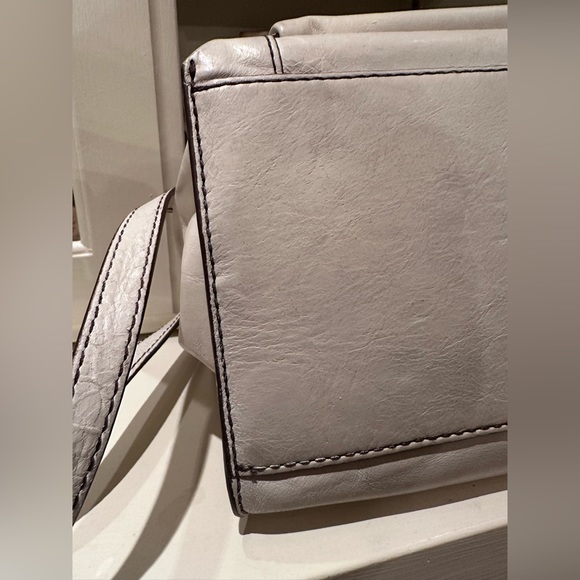 EUC HOBO “Meter” Structured Crossbody Off-White - Picture 8 of 16